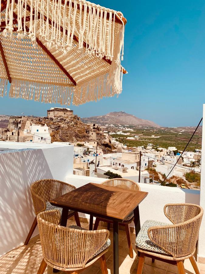 White Curves Santorini Bed & Breakfast Akrotiri  Exterior photo