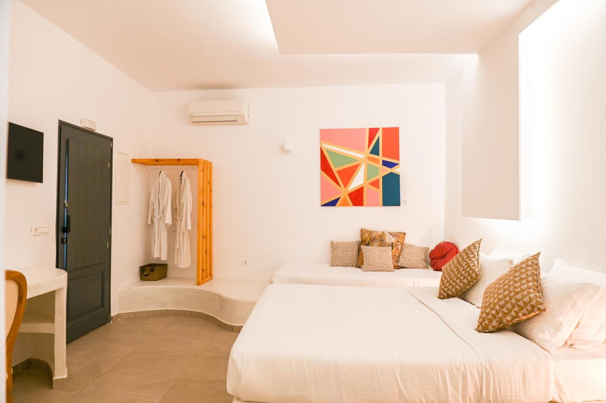 White Curves Santorini Bed & Breakfast Akrotiri  Exterior photo